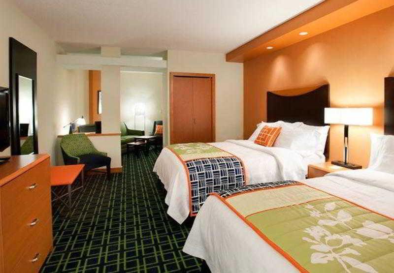 Fairfield Inn & Suites By Marriott Виннипег Номер фото